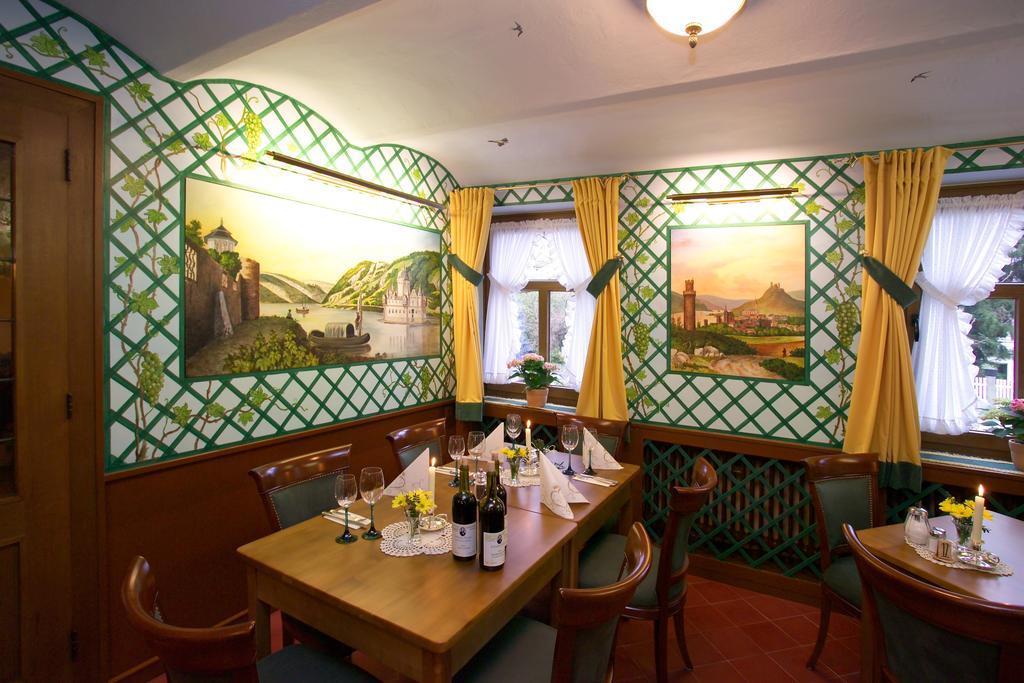 Gasthaus Weingut Stahl Oberwesel Bagian luar foto