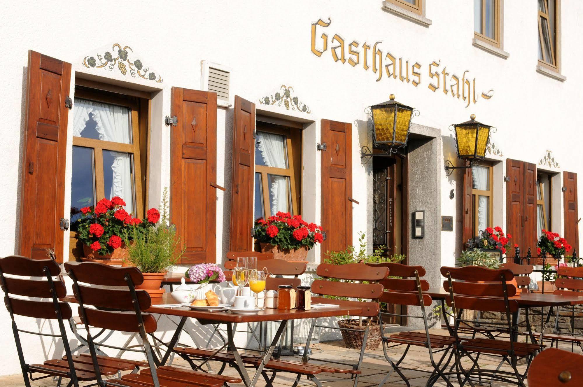 Gasthaus Weingut Stahl Oberwesel Bagian luar foto