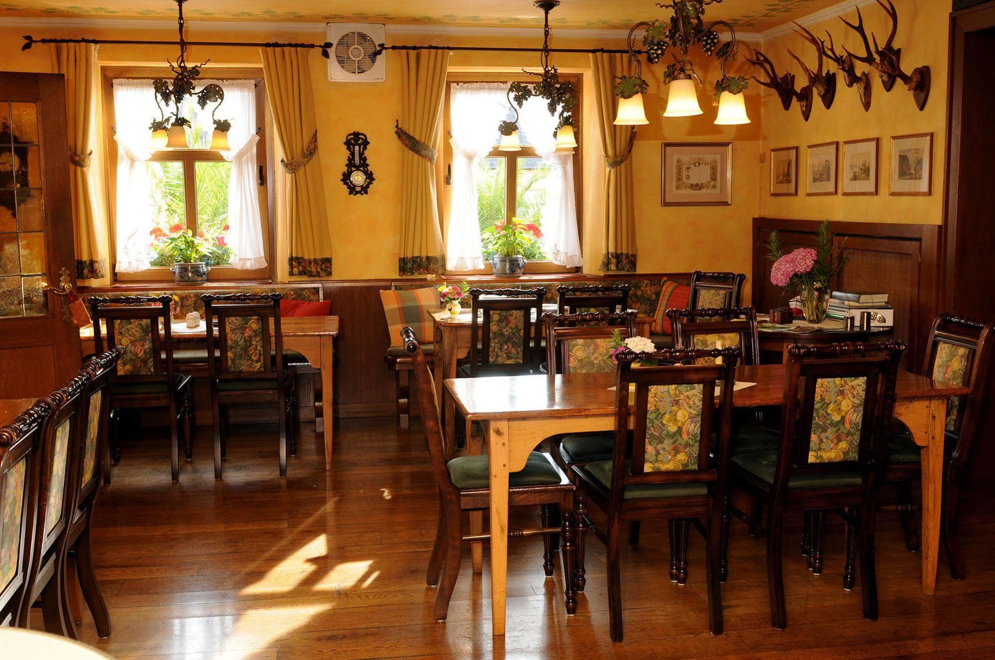 Gasthaus Weingut Stahl Oberwesel Bagian luar foto